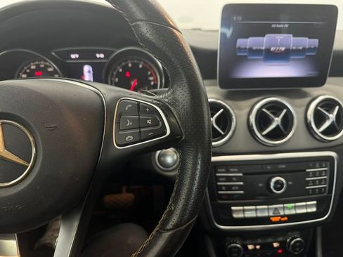 Used 2018 Mercedes-Benz CLA 250 image 23