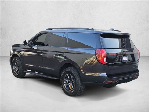 Used 2025 Ford Expedition Tremor AWD/4WD image 8