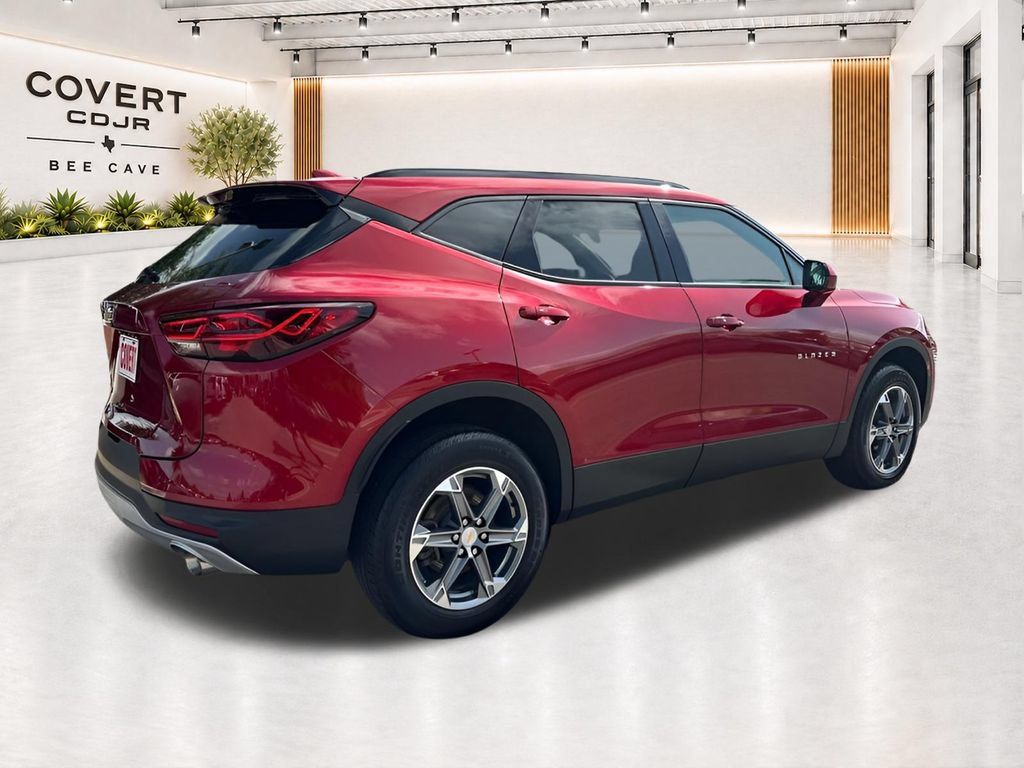 Used 2024 Chevrolet Blazer LT w/ Convenience Package FWD image 15