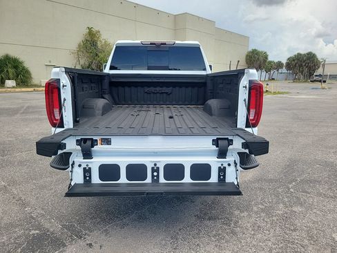Certified 2021 GMC Sierra 2500 AT4 w/ AT4 Premium Plus Package AWD/4WD image 7