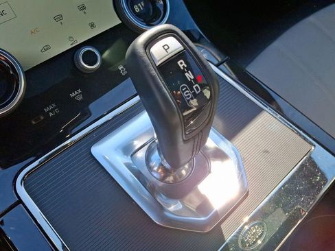 Used 2023 Land Rover Range Rover Evoque R-Dynamic S image 16