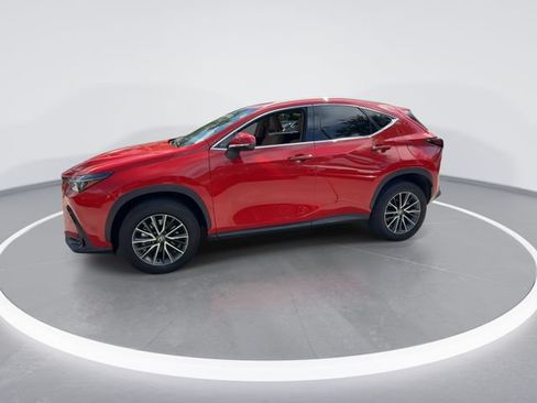 Used 2025 Lexus NX 250 FWD image 4