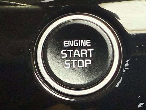 Used 2024 Kia Seltos S image 11