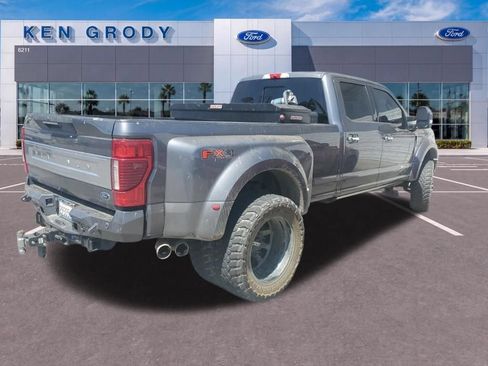 Used 2022 Ford F450 Platinum w/ FX4 Off-Road Package AWD/4WD image 3