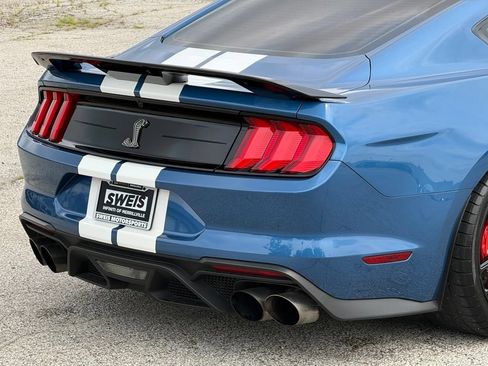 Used 2021 Ford Mustang Shelby GT500 w/ Technology Package RWD image 41