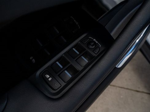 Used 2020 Jaguar I-PACE S image 34