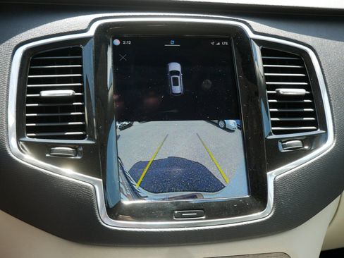 Certified 2023 Volvo XC90 B6 Plus w/ Protection Package Premier AWD/4WD image 26