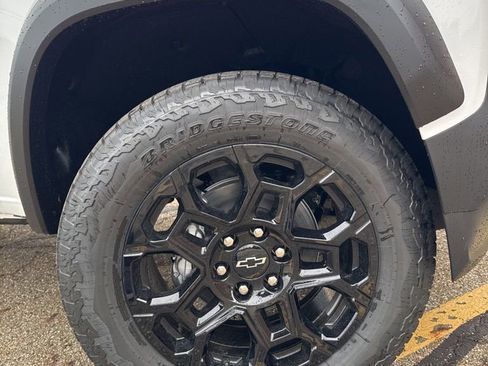 New 2026 Chevrolet Colorado Trail Boss AWD/4WD image 4