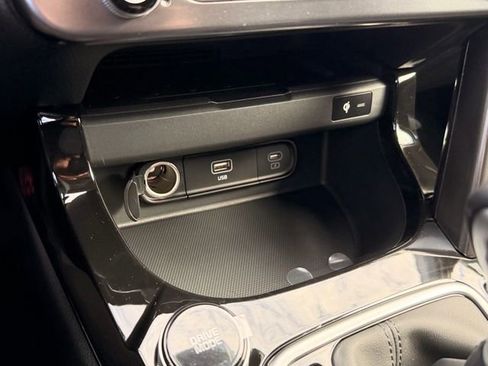 New 2026 Kia Seltos SX AWD/4WD image 23