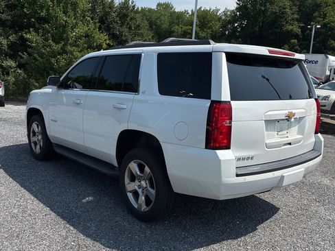 Used 2017 Chevrolet Tahoe LT w/ Luxury Package AWD/4WD image 3
