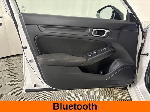 Used 2025 Honda Civic Sport image 9