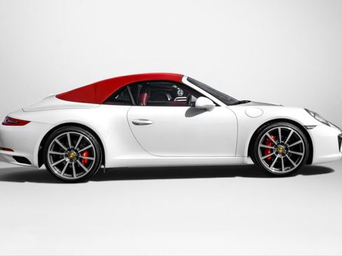 Used 2018 Porsche 911 Carrera RWD image 5