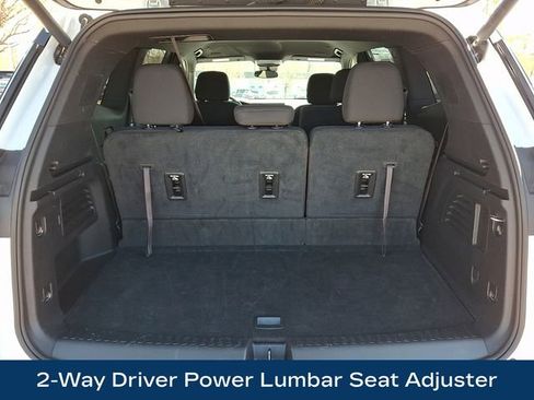 Used 2025 GMC Acadia Elevation image 30