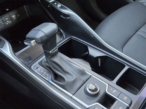 New 2026 Kia Sorento S w/ S Panoramic Sunroof Package FWD image 17