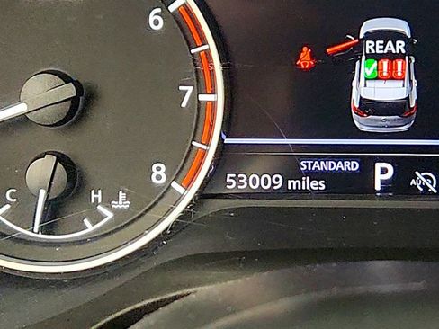 Used 2024 Nissan Rogue S FWD image 15