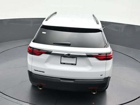 Used 2023 Chevrolet Traverse LT FWD image 18