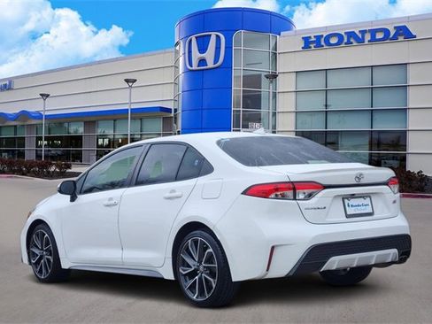 Used 2021 Toyota Corolla SE image 4