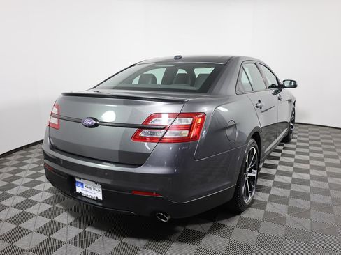 Used 2016 Ford Taurus SEL w/ Equipment Group 201A image 5