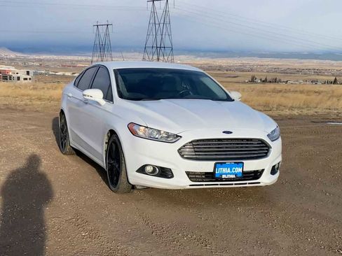Used 2016 Ford Fusion SE image 4