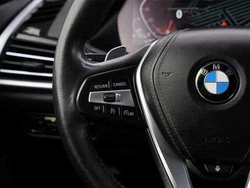 Used 2022 BMW X5 xDrive40i w/ Premium Package image 10