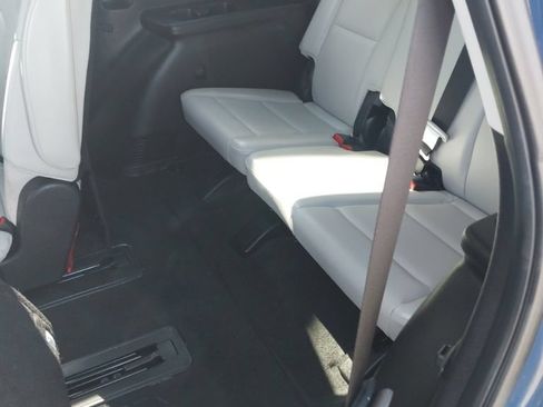 Used 2025 Kia Telluride S FWD image 13
