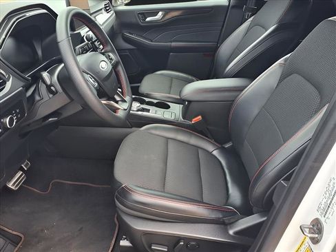 Certified 2023 Ford Escape ST-Line w/ Equipment Group 301A image 12