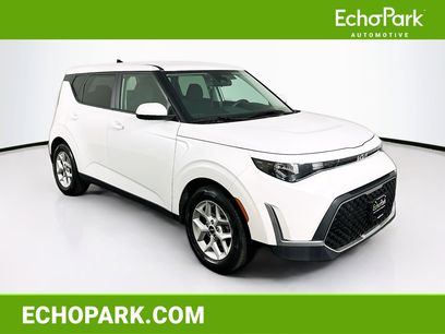 Used 2024 Kia Soul LX w/ Option Group 015