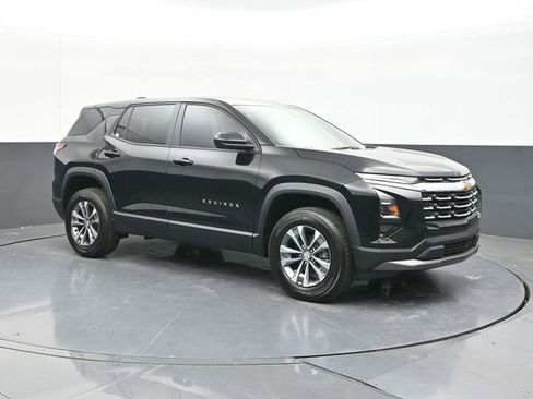 New 2026 Chevrolet Equinox LT FWD image 19