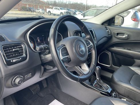 Used 2021 Jeep Compass Limited image 10