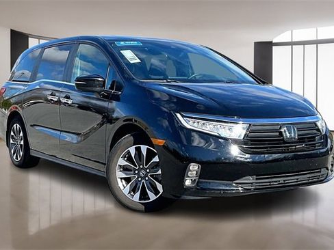 Used 2024 Honda Odyssey EX-L image 3