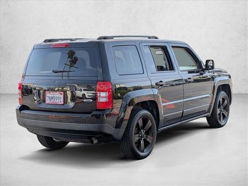 Used 2015 Jeep Patriot Sport w/ Power Value Group FWD image 5