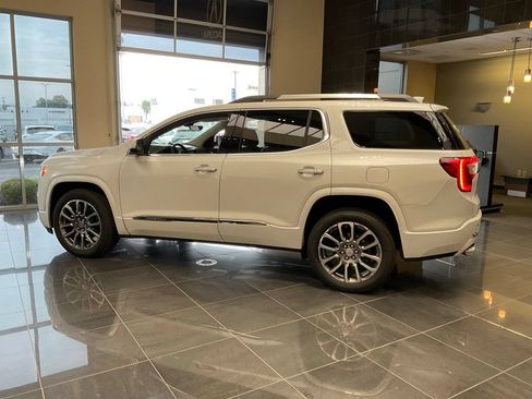 Used 2023 GMC Acadia Denali w/ Denali Technology Package AWD/4WD image 5