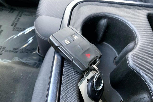 Used 2019 Chevrolet Silverado 1500 LT AWD/4WD image 10
