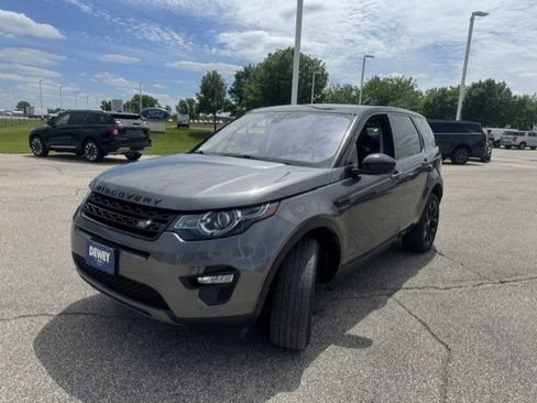 Used 2018 Land Rover Discovery Sport HSE AWD/4WD image 3
