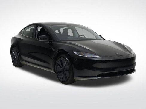 Used 2025 Tesla Model 3 Long Range image 7