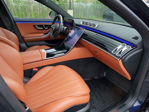 Used 2023 Mercedes-Benz S 580 4MATIC Sedan image 38