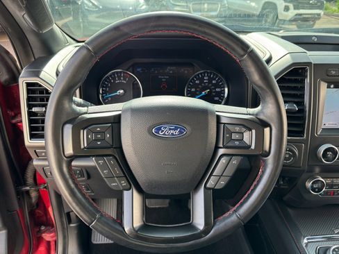 Used 2019 Ford Expedition Limited w/ Equipment Group 303A image 9