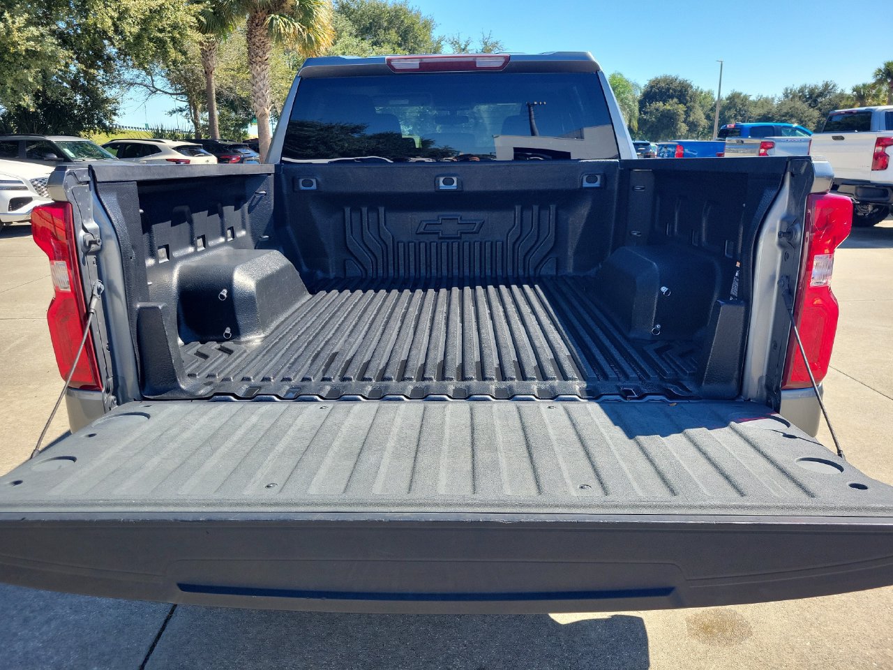 Used 2020 Chevrolet Silverado 1500 RST w/ All-Star Edition RWD image 7