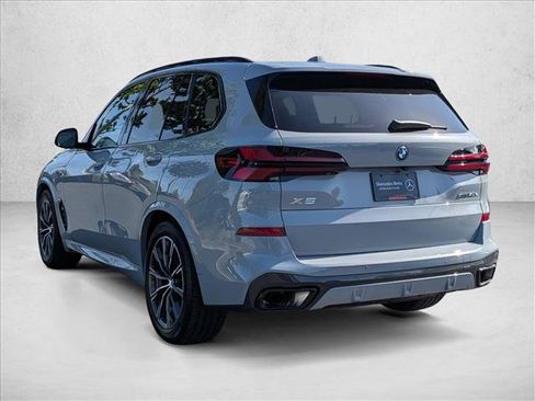 Used 2024 BMW X5 xDrive50e w/ M Sport Package AWD/4WD image 8