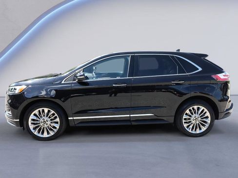 Used 2020 Ford Edge Titanium w/ Equipment Group 301A AWD/4WD image 3