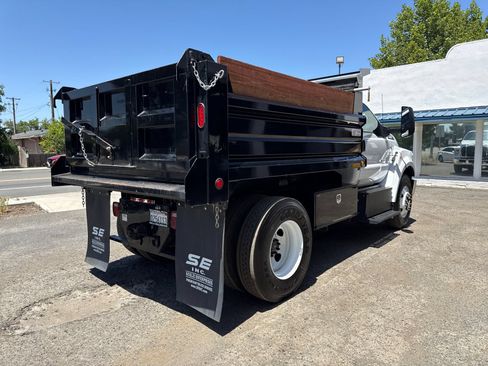 Used 2023 Ford F650 2WD Regular Cab Super Duty image 5