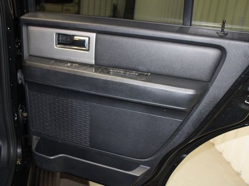 Used 2015 Ford Expedition Limited w/ Equipment Group 301A image 25