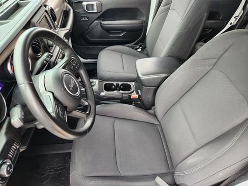 Certified 2020 Jeep Gladiator Sport w/ Quick Order Package 24S AWD/4WD image 14