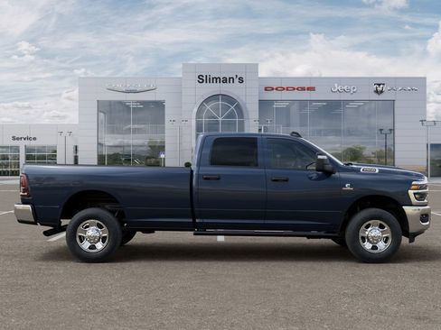 New 2026 RAM 2500 Tradesman AWD/4WD image 23