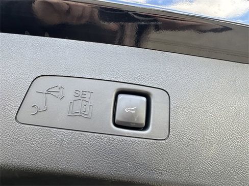 Certified 2023 Lincoln Corsair Reserve w/ Equipment Group 201A image 46