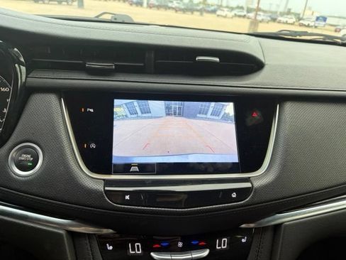 Used 2023 Cadillac XT5 Premium Luxury AWD/4WD image 16