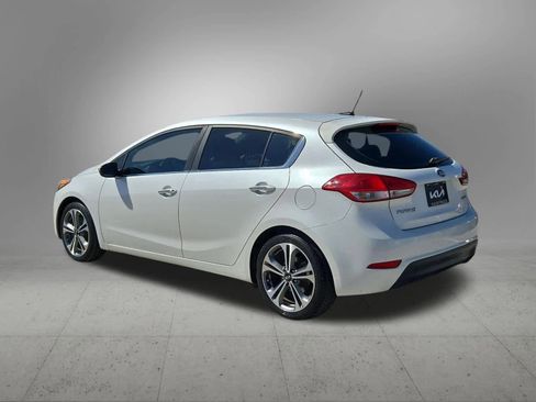Used 2016 Kia Forte EX image 4