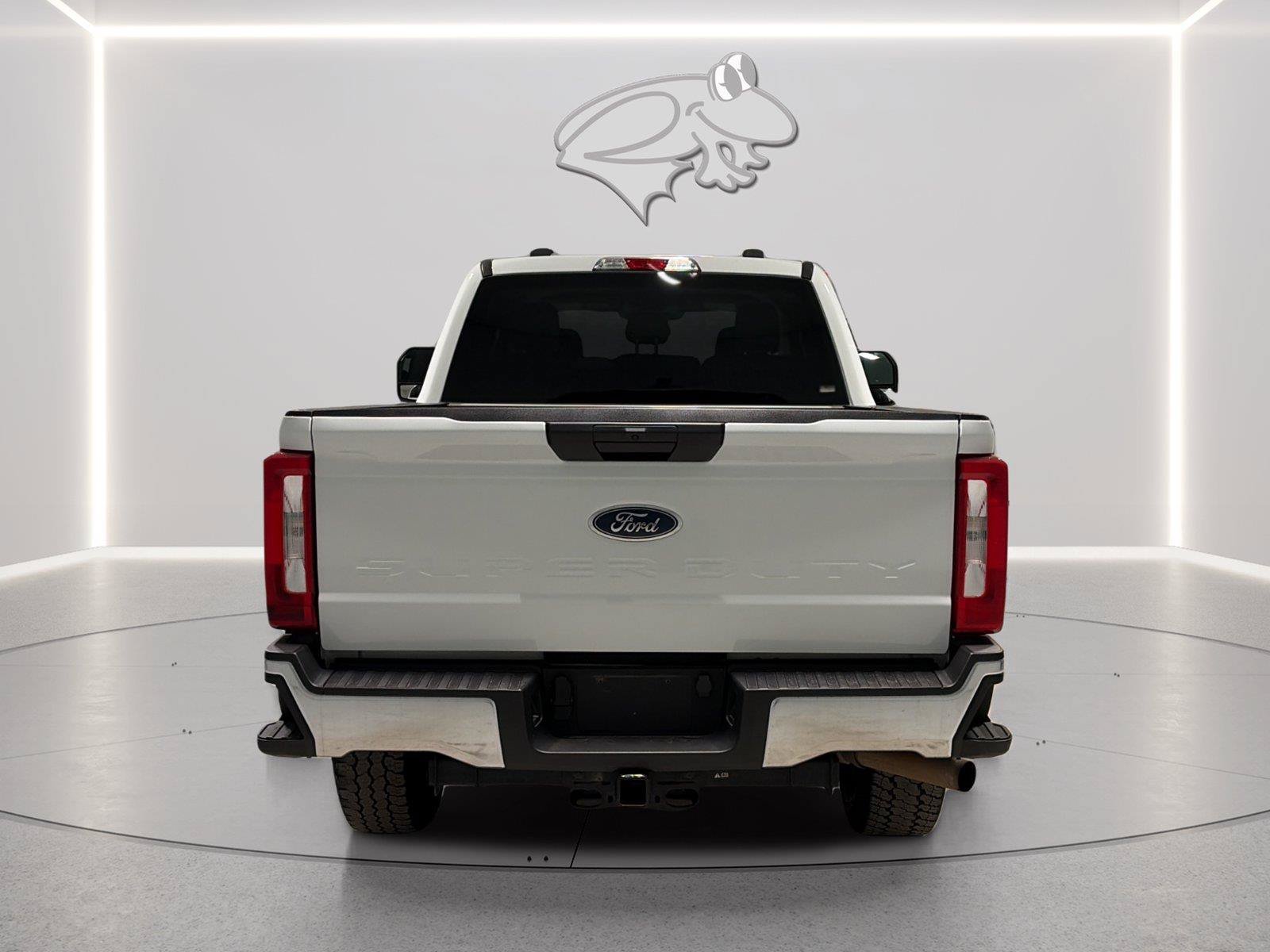 Used 2025 Ford F250 XLT w/ Snow Plow Prep Package AWD/4WD image 4