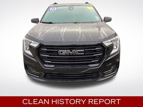 Used 2023 GMC Terrain SLE w/ Driver Convenience Package AWD/4WD image 3