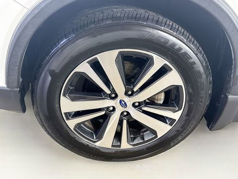 Used 2019 Subaru Outback 2.5i Limited w/ Popular Package #2 image 40